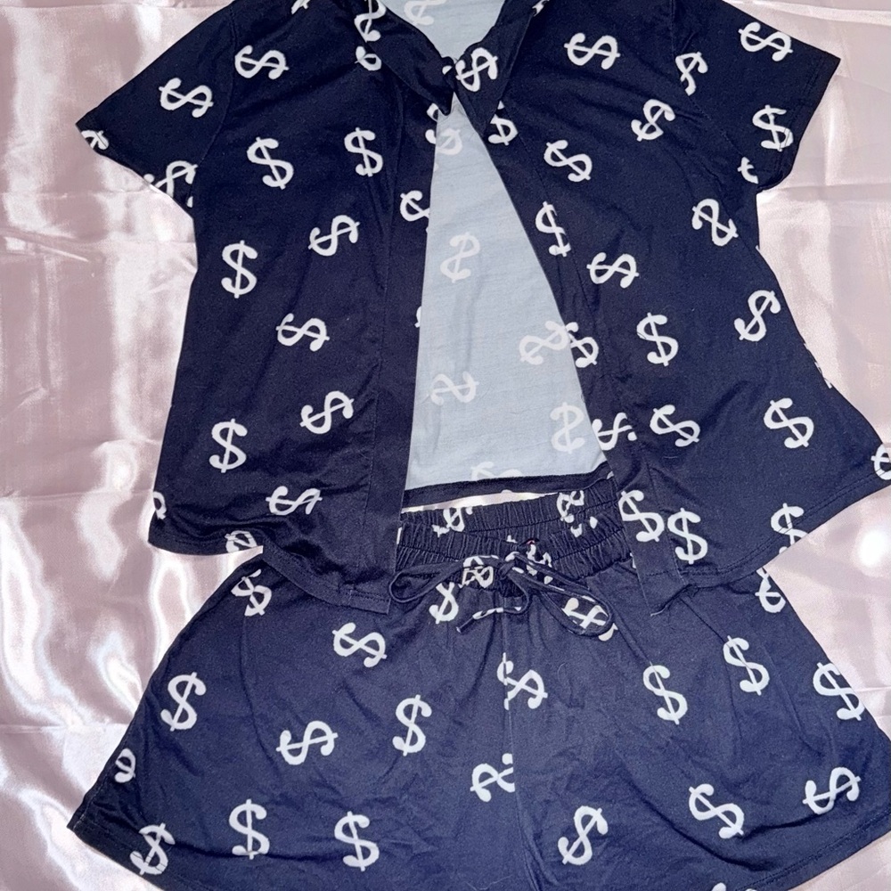 SHEIN Black and White Dollar Sign Pajama Set